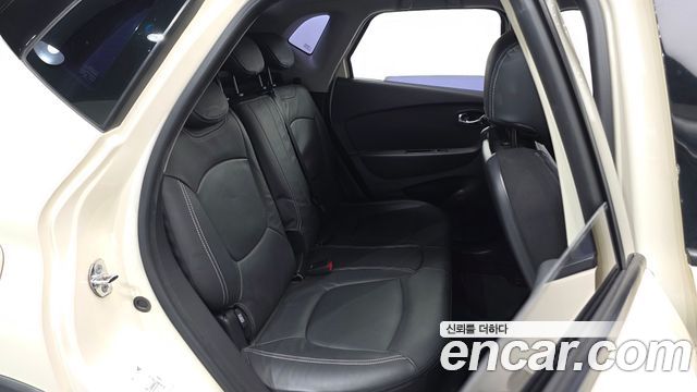 Renault Korea QM3 2016 — photo 17