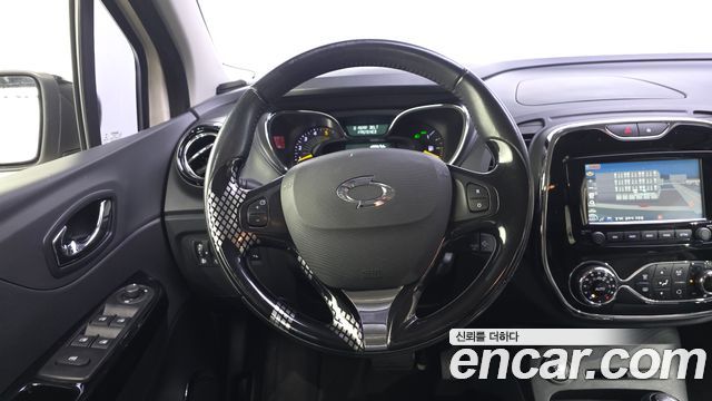 Renault Korea QM3 2016 — photo 18