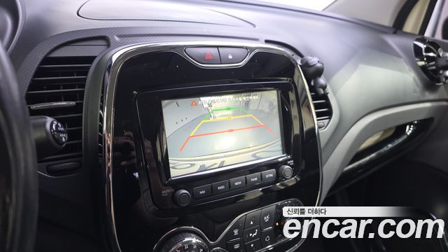 Renault Korea QM3 2016 — photo 20