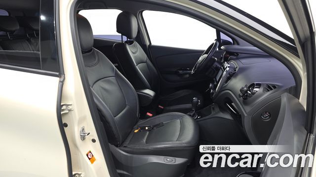Renault Korea QM3 2016 — photo 16