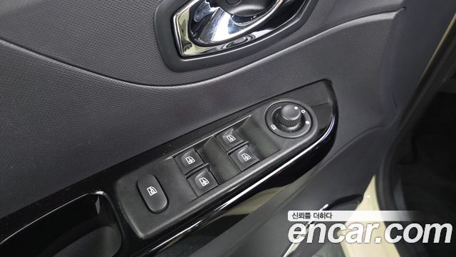 Renault Korea QM3 2016 — photo 29