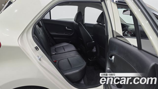 Kia morning 2012 — photo 17