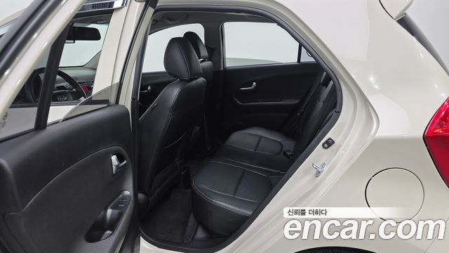 Kia morning 2012 — photo 23