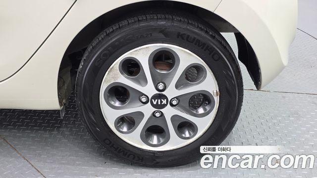 Kia morning 2012 — photo 7