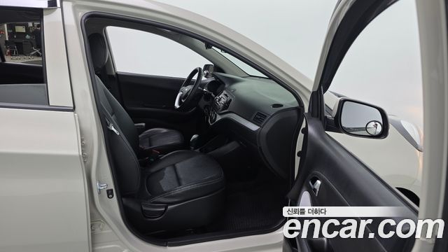 Kia morning 2012 — photo 16