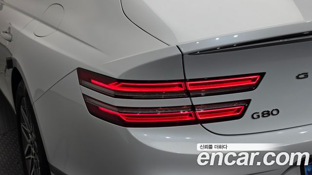 Genesis G80 2025 — photo 9