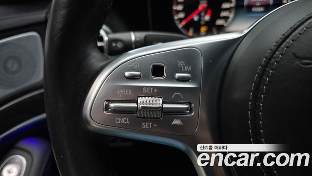 Mercedes-Benz S-Class 2019 — photo 25