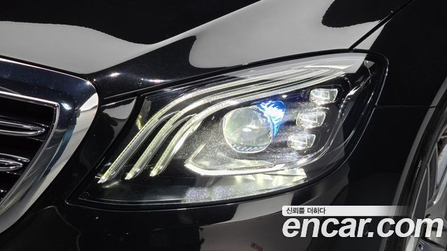 Mercedes-Benz S-Class 2019 — photo 8