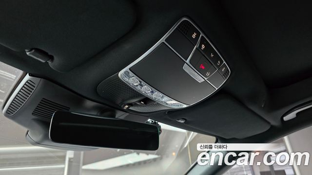 Mercedes-Benz S-Class 2019 — photo 30