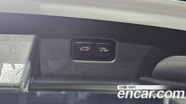 Kia Canival 2021 — photo 20