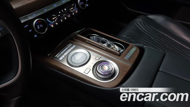 Genesis G80 2022 — photo 12