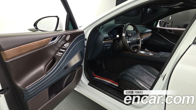 Genesis G80 2022 — photo 13