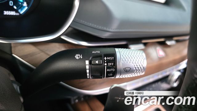 Genesis G80 2022 — photo 28