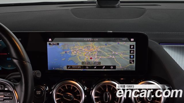 Mercedes-Benz EQA 2021 — photo 19