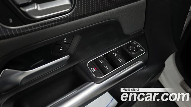 Mercedes-Benz EQA 2021 — photo 35