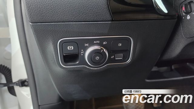 Mercedes-Benz EQA 2021 — photo 37