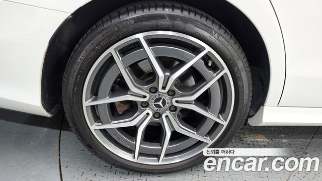 Mercedes-Benz E-Class 2021 — photo 5