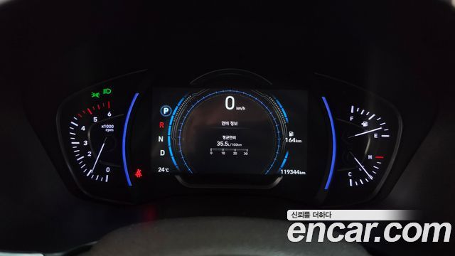 Hyundai Santafe 2019 — photo 8