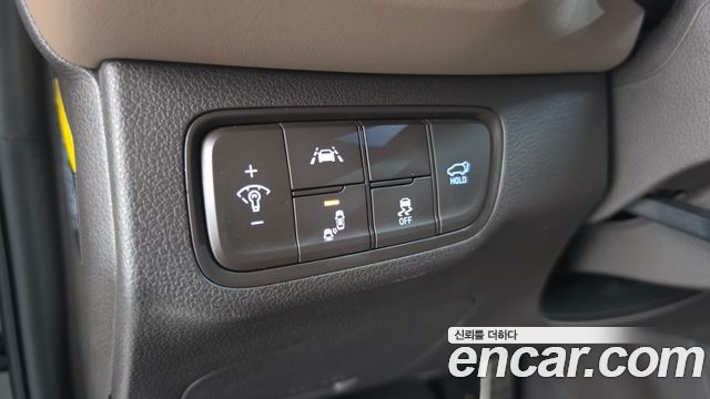 Hyundai Santafe 2019 — photo 16