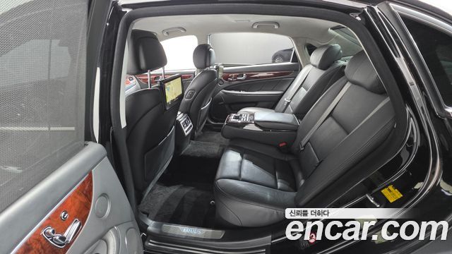 Hyundai Equus 2015 — photo 17