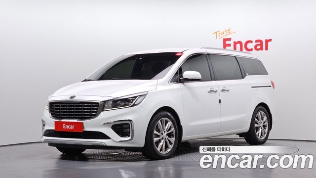 Kia Canival 2019 — photo 1