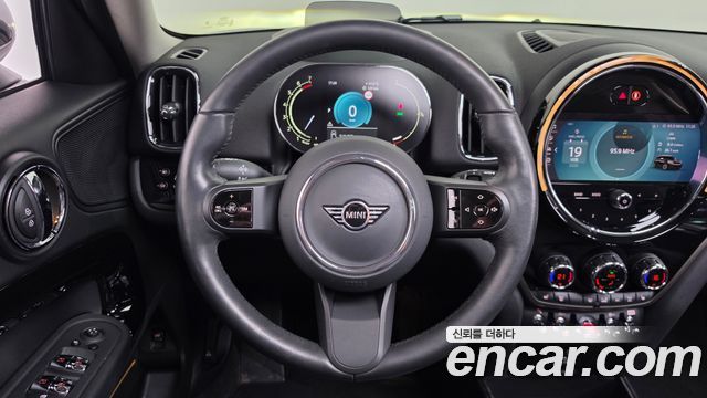 Mini Countryman 2023 — photo 18
