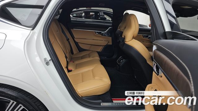 Volvo S90 2021 — photo 18