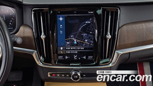 Volvo S90 2021 — photo 20