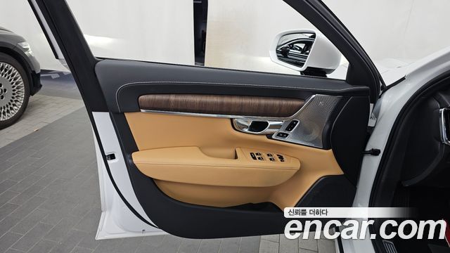 Volvo S90 2021 — photo 14