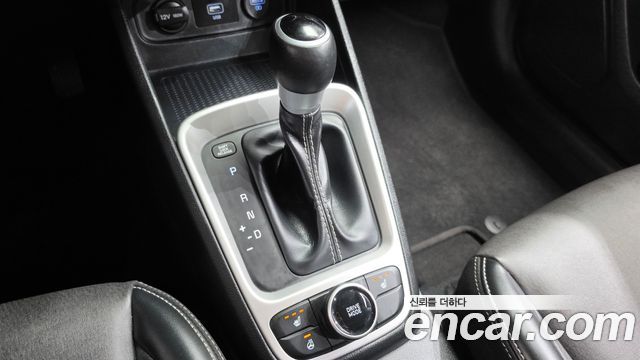 Hyundai Venue 2020 — photo 12