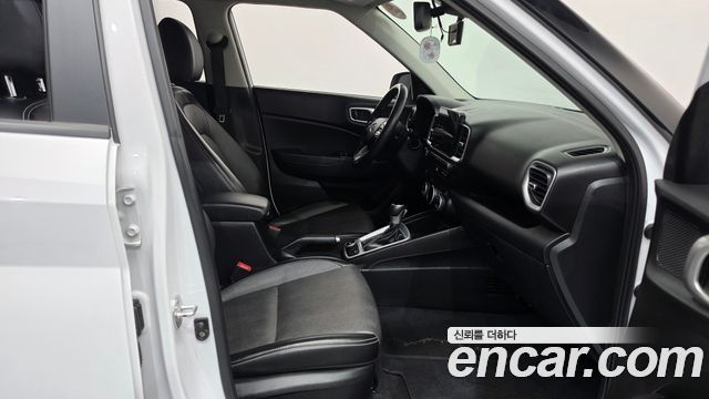 Hyundai Venue 2020 — photo 16