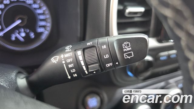 Hyundai Venue 2020 — photo 28