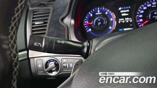 Hyundai i40 2016 — photo 28