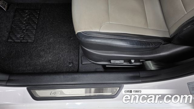 Hyundai i40 2016 — photo 31