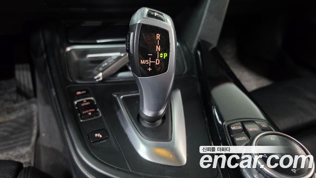BMW 4-Series 2015 — photo 9