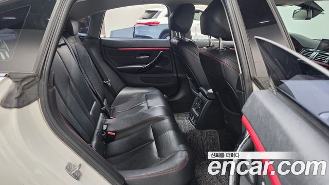 BMW 4-Series 2015 — photo 12