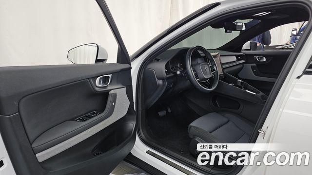 Polestar Polestar 2 2022 — photo 13