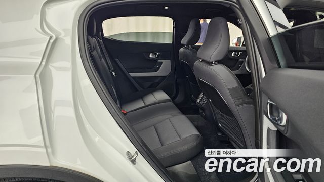 Polestar Polestar 2 2022 — photo 17