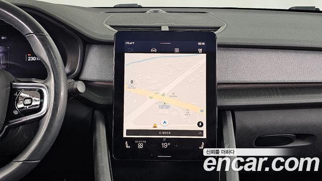Polestar Polestar 2 2022 — photo 19