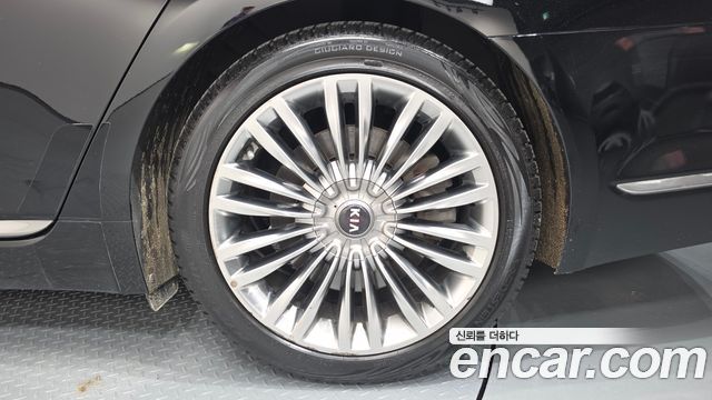 Kia K9 2019 — photo 7