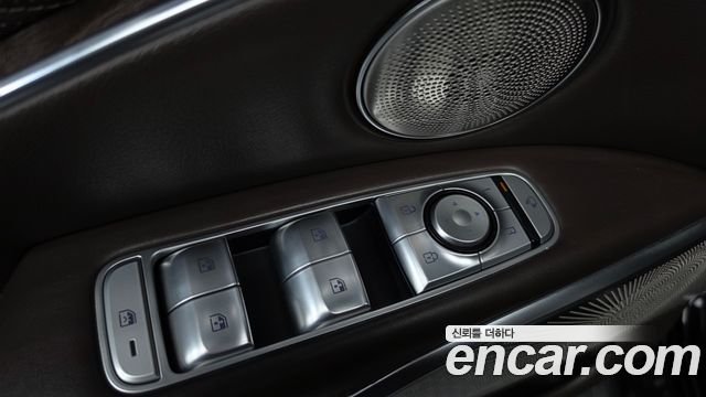Kia K9 2019 — photo 30