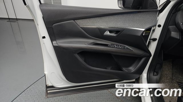 Peugeot 3008 2021 — photo 14