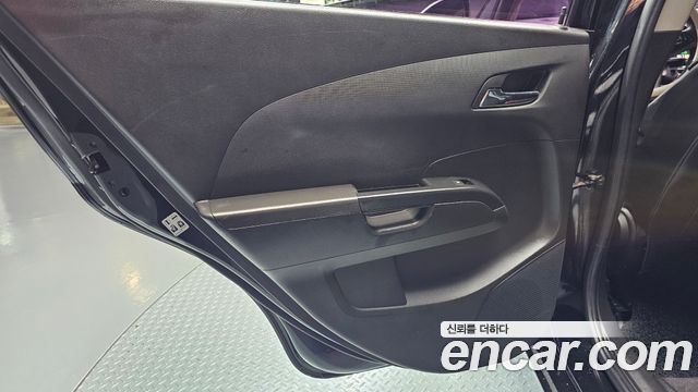 Chevrolet Korea Aveo 2016 — photo 15