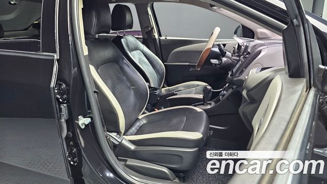 Chevrolet Korea Aveo 2016 — photo 16