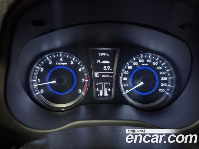 Hyundai Grandeur 2011 — photo 8