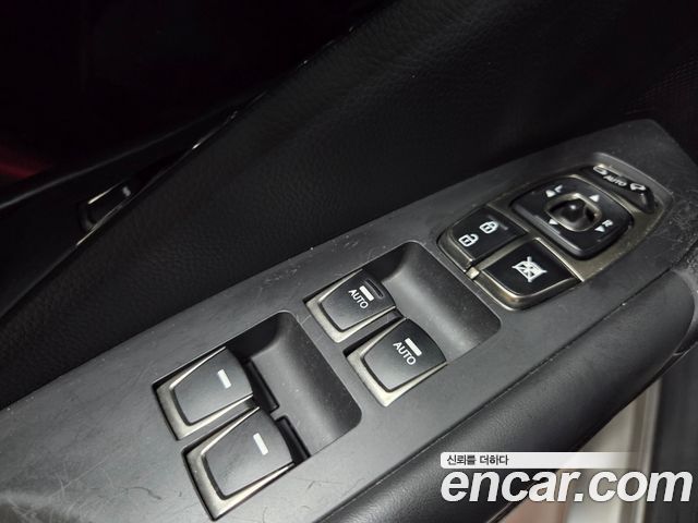 Hyundai Grandeur 2011 — photo 16