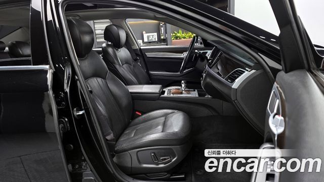Genesis G80 2017 — photo 11