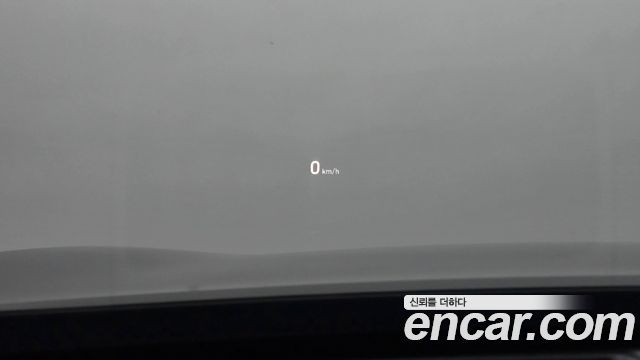 Genesis G80 2017 — photo 18