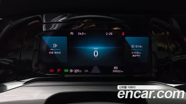 Volkswagen Golf 2022 — photo 11