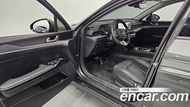 Kia K5 2024 — photo 10
